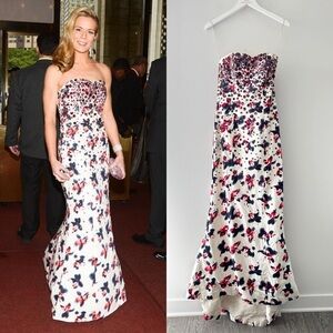 CAROLINA HERRERA Strapless Beaded Gown 4